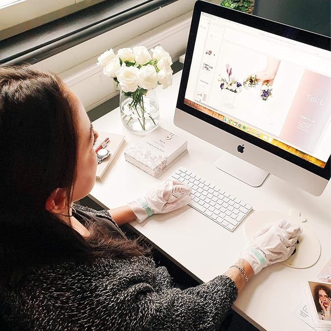 TOI:L Catherine Muller Floral Hand Mask 1 Pair, Moisturizing Gloves for Dry Hands with Elder Flower & CICA, Repairing and Nourishing Hand Care Treatment for Cracked, Rough, and Dry Skin