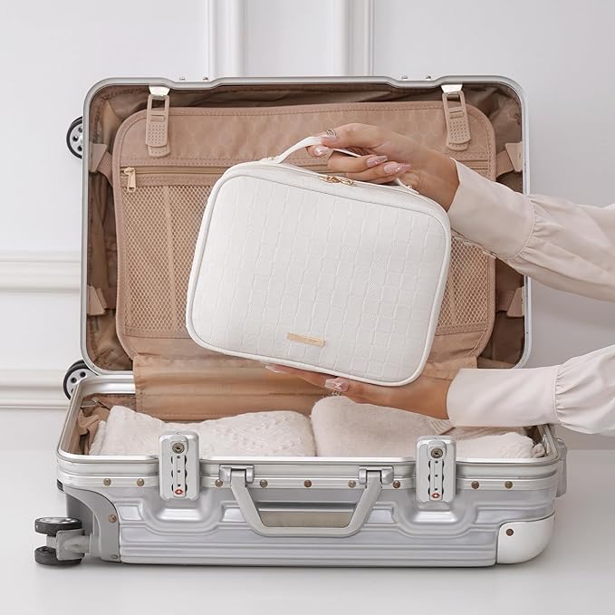 RIGHT AWAY Travel Toiletry Bag for Women, Waterproof Makeup Bag&Case, Portable Cosmetic Organizer Checkered Make up Bag for Full Sized Toiletries，Cosmetics and Travel-Size Accessories,White Checkered