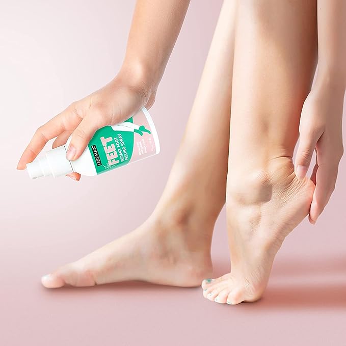 Freeman Flirty Feet Coconut and Aloe Instant Peeling Foot Spray, Softening Foot Peel Mask Exfoliates & Removes Dead Skin, Moisturizes Dry Feet, Clean Ingredients, 4 fl.oz./ 118 ml Bottle (Pack of 2)