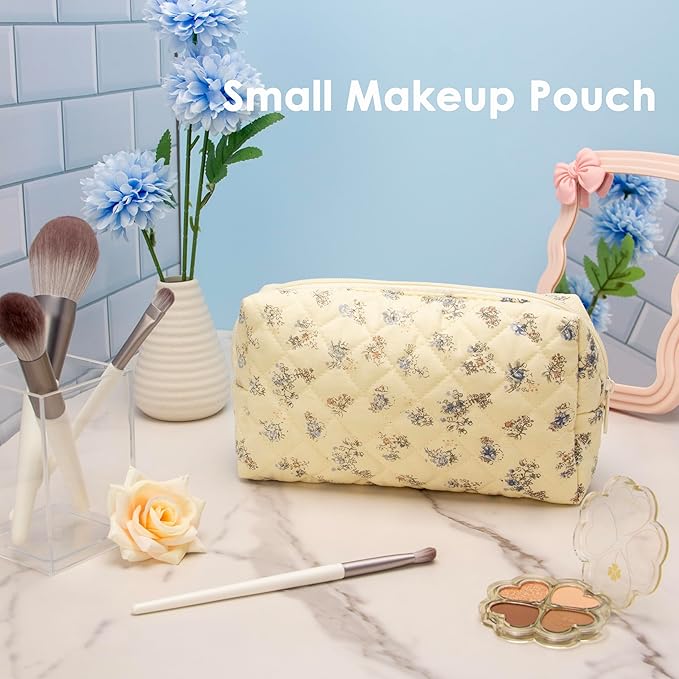 PAZIMIIK Vintage Quilted Makeup Bag Cosmetic Pouch for Brushes Pencils and Travel Make Up Accessories for Women and Girls Floral Blue