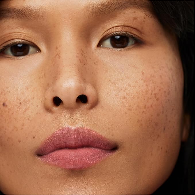 ILIA - Lip Sketch Hydrating Crayon | Hydrate, Plump, Smooth, Strengthen | Long Lasting up to 12-Hours, Bleed-Resistant, Soft-Matte | Barrier-Building, Non-Toxic, Cruelty-Free (Pink Door)