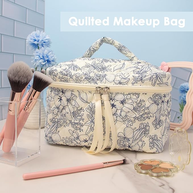 PAZIMIIK Quilted Makeup Bag Large Travel Zipper Soft Cosmetic Case for Women Girls Make Up,Flower White