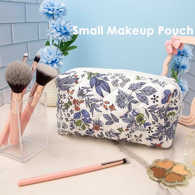 PAZIMIIK Vintage Quilted Makeup Bag Cosmetic Pouch for Brushes Pencils and Travel Make Up Accessories for Women and Girls,Leaf White
