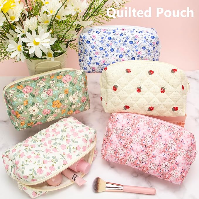 PAZIMIIK Vintage Quilted Makeup Bag Cosmetic Pouch for Brushes Pencils and Travel Make Up Accessories for Women and Girls Flower Blue