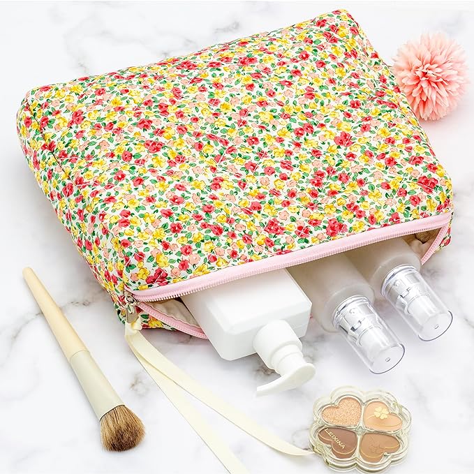 PAZIMIIK Quilted Makeup Bag Large Travel Zipper Soft Cosmetic Pouch for Women Girls Make Up,Little Flower